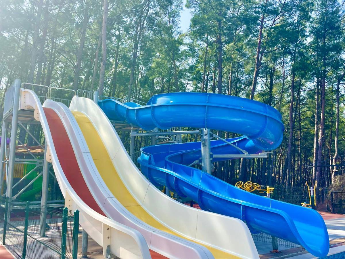 אולודניץ Green Forest Holiday Village מראה חיצוני תמונה